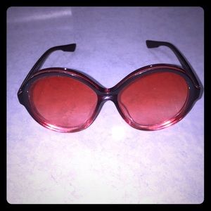 NEW Red & Black Ombré Fashion Sunglass Eyewear